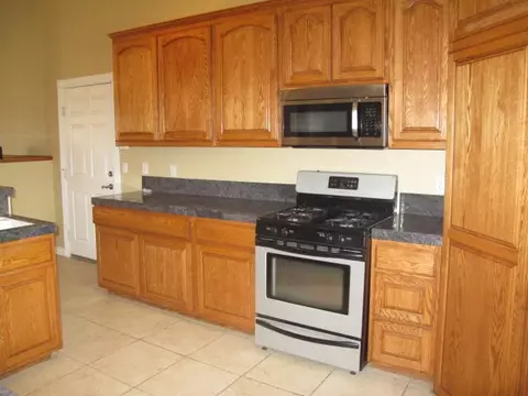 5580 Daisy Ln, Phelan, CA 92371 photo 10