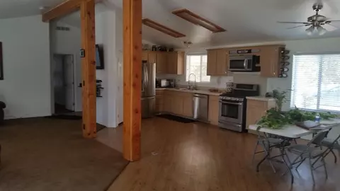 622 Foreston Dr, Acton, CA 93510 photo 6