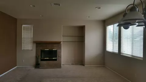 44732 Cerisa St, Lancaster, CA 93535 photo 9