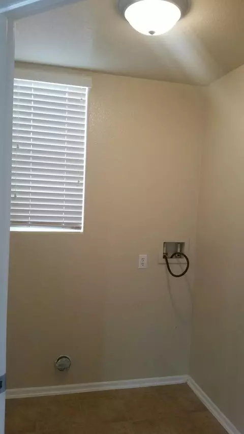 44732 Cerisa St, Lancaster, CA 93535 photo 8