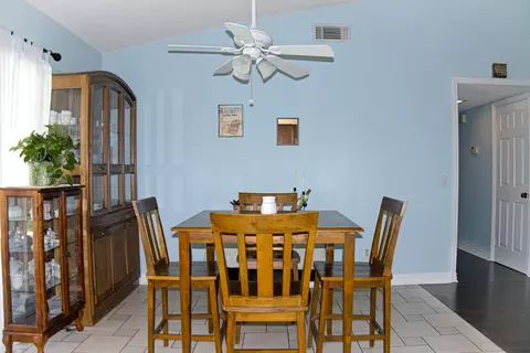 37310 Halfmoon Dr, Palmdale, CA 93550 photo 10