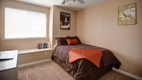 44214 Olympus Dr, Lancaster, CA 93536 photo 8