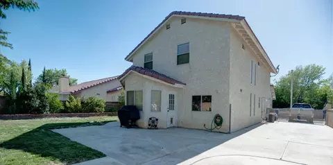 44214 Olympus Dr, Lancaster, CA 93536 photo 13