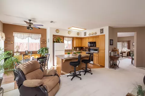45732 Knightsbridge St, Lancaster, CA 93534 photo 8
