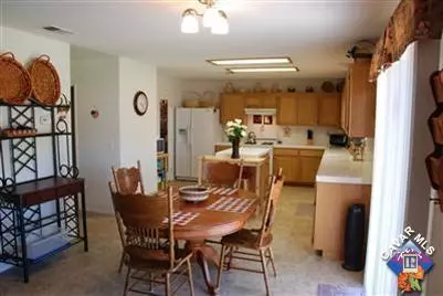 1845 Hart St W, Lancaster, CA 93534 photo 6