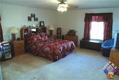 1845 Hart St W, Lancaster, CA 93534 photo 4