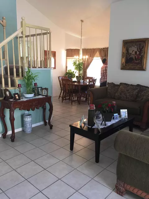 237 Tahquitz Pl, Palmdale, CA 93550 photo 5
