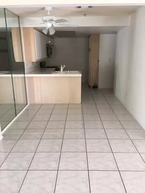 44526 E 15th St UNIT 8, Lancaster, CA 93535 photo 1