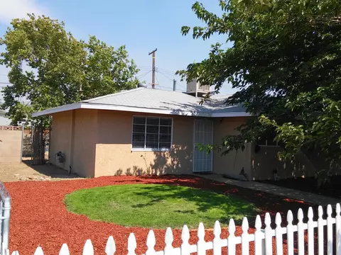 38632 30th St E, Palmdale, CA 93550 photo 2