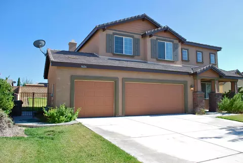 3026 Minford St, Lancaster, CA 93536 photo 2