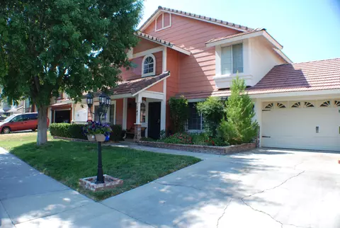 147 Avenue R4 E, Palmdale, CA 93550 photo 2