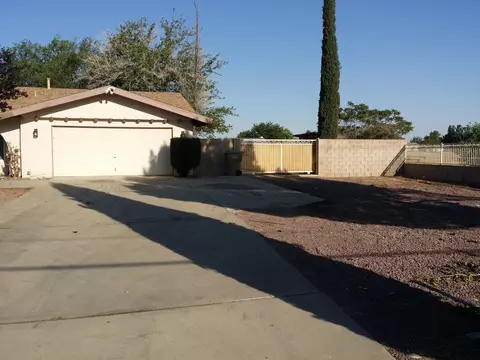 8500 11th Ave, Hesperia, CA 92345 photo 3