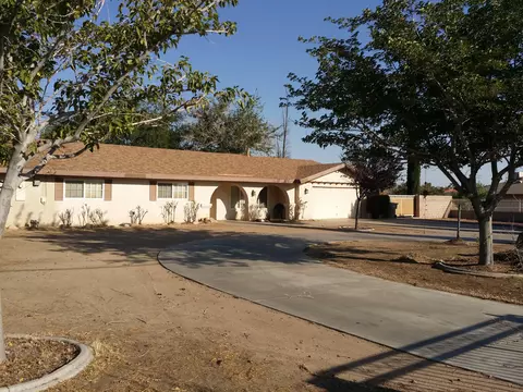 8500 11th Ave, Hesperia, CA 92345 photo 2