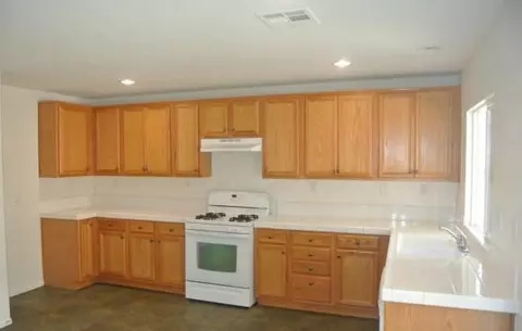 45146 Palm Ln, Lancaster, CA 93535 photo 6
