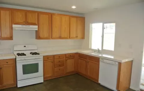 45146 Palm Ln, Lancaster, CA 93535 photo 5
