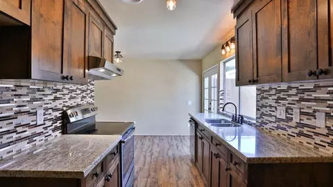 2831 Avenue J4 W, Lancaster, CA 93536 photo 7