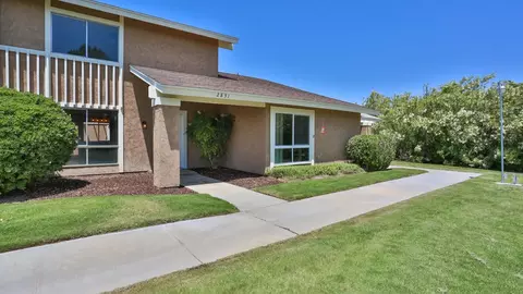 2831 Avenue J4 W, Lancaster, CA 93536 photo 1
