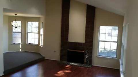 44200 Ruthron Ave, Lancaster, CA 93536 photo 2