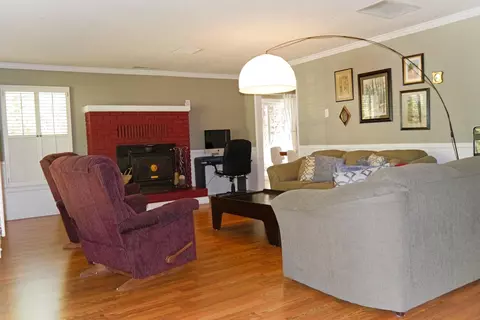 44853 Kingtree Ave, Lancaster, CA 93534 photo 4