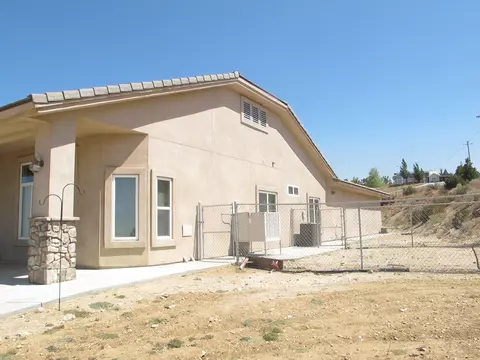 4265 Snow Line Dr, Phelan, CA 92371 photo 3