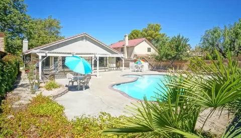 43430 Yew St, Lancaster, CA 93536 photo 15