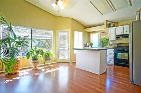 43430 Yew St, Lancaster, CA 93536 photo 5
