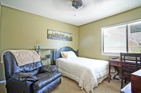 43430 Yew St, Lancaster, CA 93536 photo 8