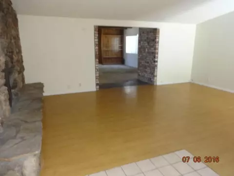 38533 Lemsford Ave, Palmdale, CA 93550 photo 3