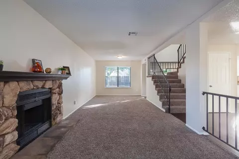 1825 Acosta St, Lancaster, CA 93535 photo 5