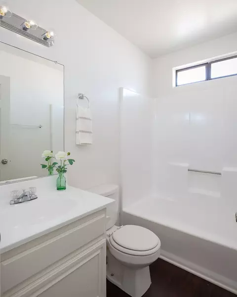 1825 Acosta St, Lancaster, CA 93535 photo 12