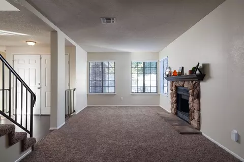 1825 Acosta St, Lancaster, CA 93535 photo 6