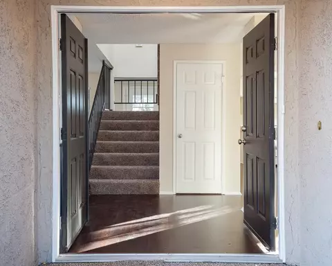 1825 Acosta St, Lancaster, CA 93535 photo 3