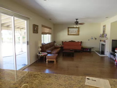 44534 Chaparral Dr, Lancaster, CA 93536 photo 9