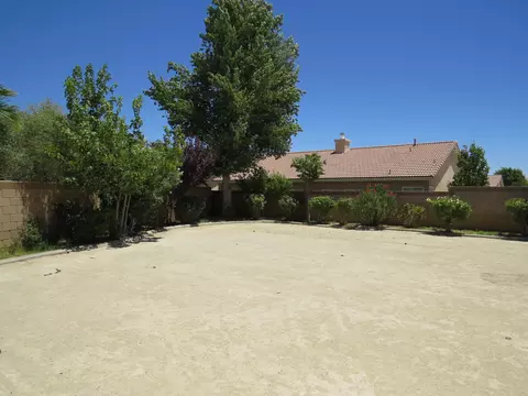 44534 Chaparral Dr, Lancaster, CA 93536 photo 18