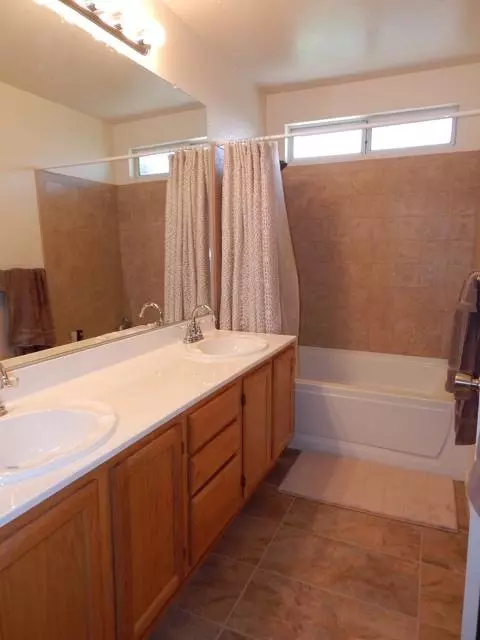 43251 32nd St E, Lancaster, CA 93535 photo 21
