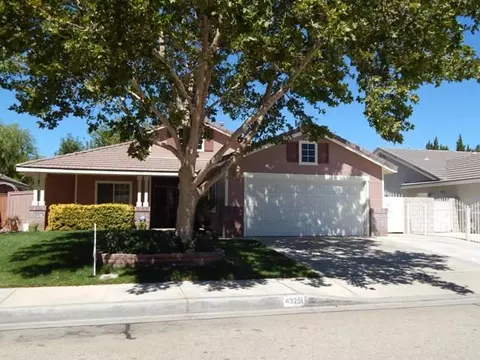 43251 32nd St E, Lancaster, CA 93535 photo 1