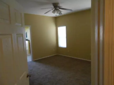 38204 Evette Ct, Palmdale, CA 93550 photo 9