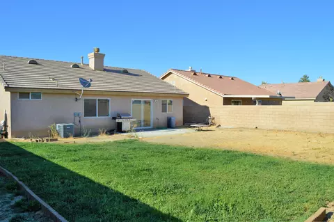 534 Koufax Dr, Lancaster, CA 93535 photo 18