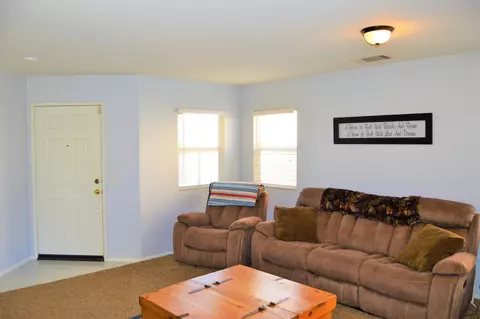 534 Koufax Dr, Lancaster, CA 93535 photo 4