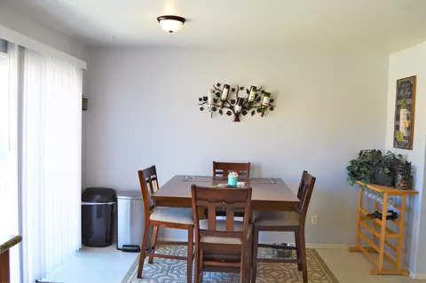 534 Koufax Dr, Lancaster, CA 93535 photo 9