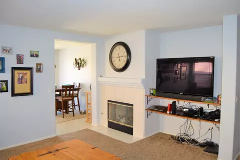 534 Koufax Dr, Lancaster, CA 93535 photo 3