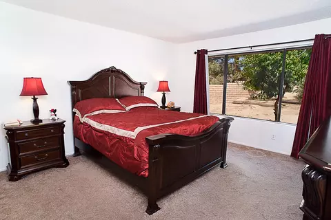 36962 Desert Willow Dr, Palmdale, CA 93550 photo 8