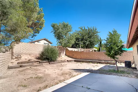 36962 Desert Willow Dr, Palmdale, CA 93550 photo 15