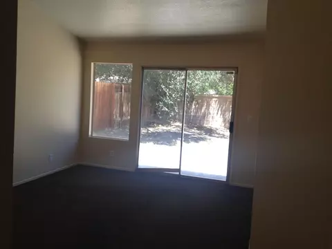 2061 Thomas Dr, Lancaster, CA 93535 photo 17