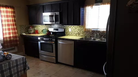 8135 Avenue E8 W, Lancaster, CA 93536 photo 4