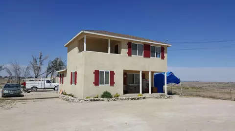 8135 Avenue E8 W, Lancaster, CA 93536 photo 1