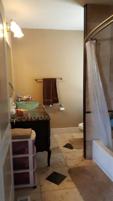 8135 Avenue E8 W, Lancaster, CA 93536 photo 12