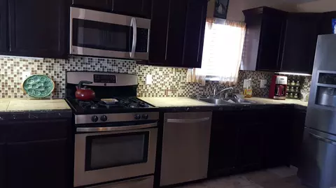 8135 Avenue E8 W, Lancaster, CA 93536 photo 5