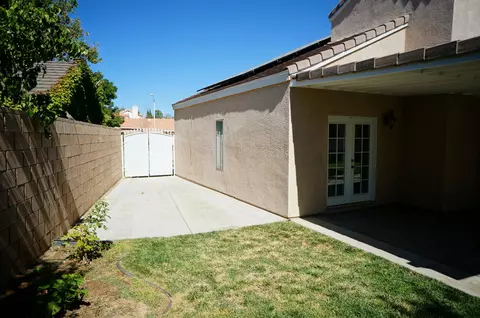 39312 Fallbrook Cir, Palmdale, CA 93551 photo 27