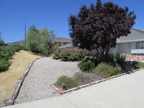 22913 Mariposa Rd, Tehachapi, CA 93561 photo 10